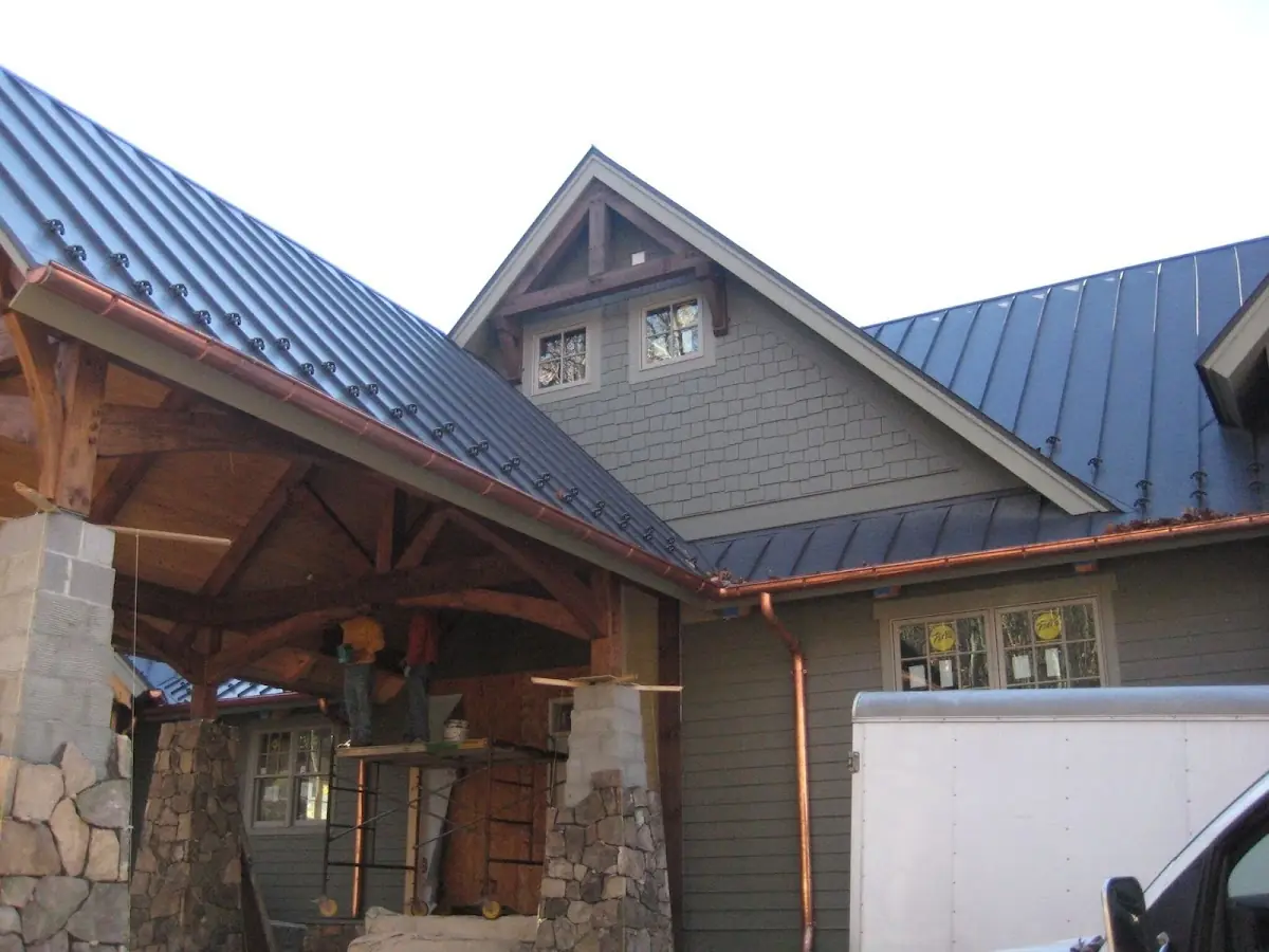 Craftsman Roofing team delivering quality roofing work in Great Neck
